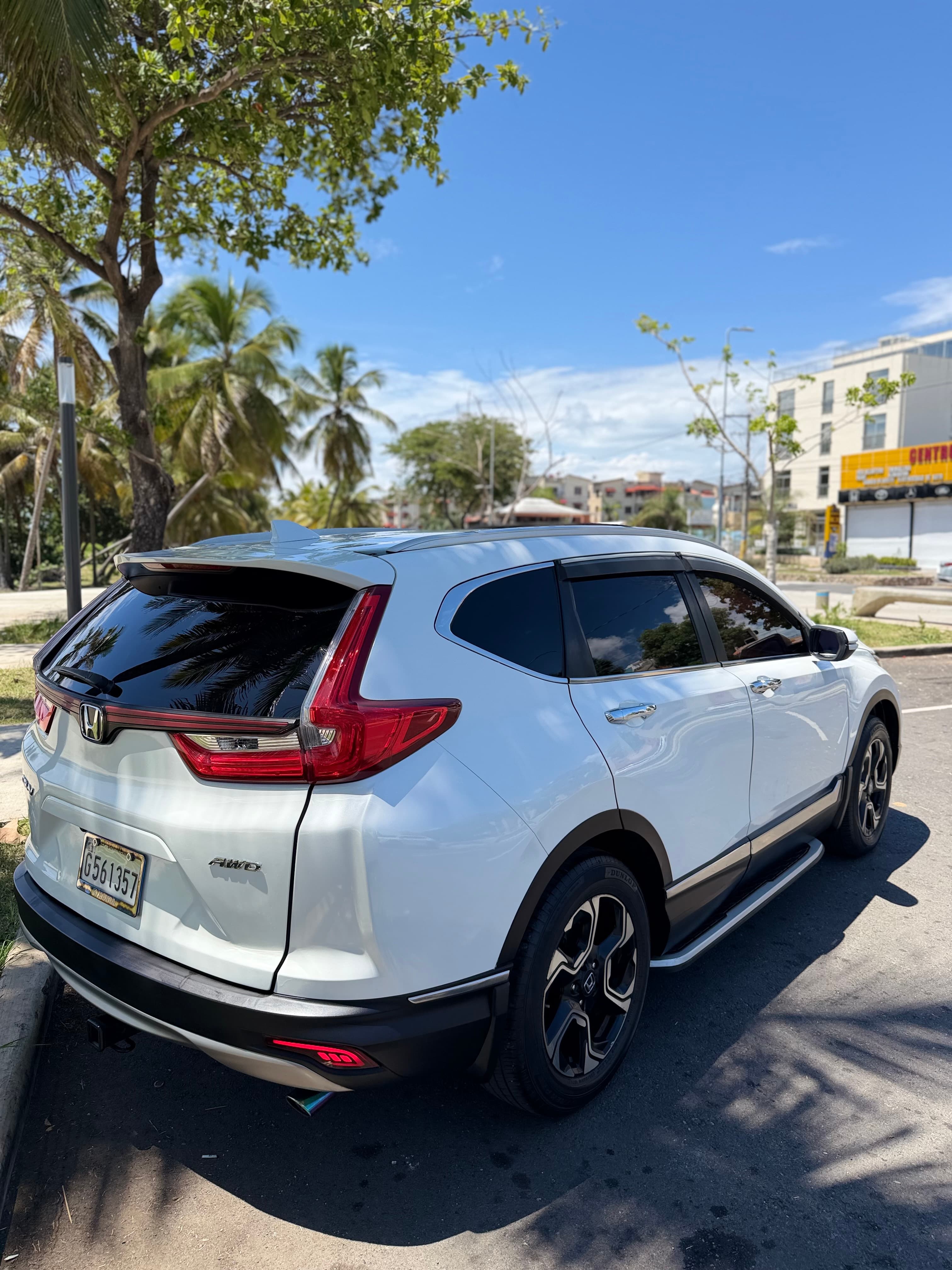 Honda CR-V 2019 EX-L, color blanca