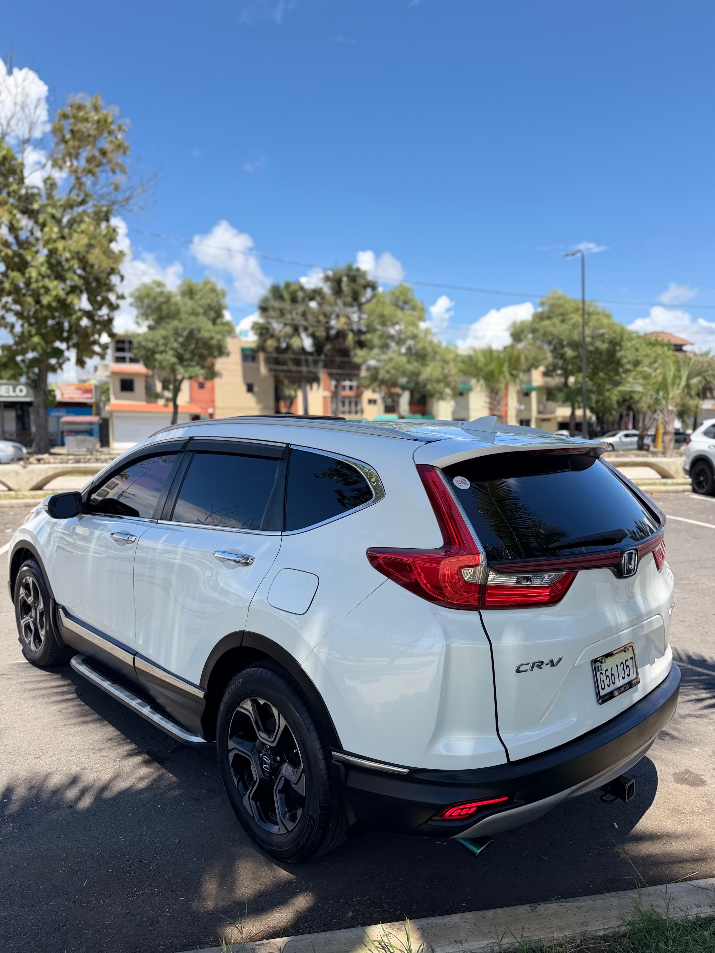 Honda CR-V 2019 EX-L, color blanca