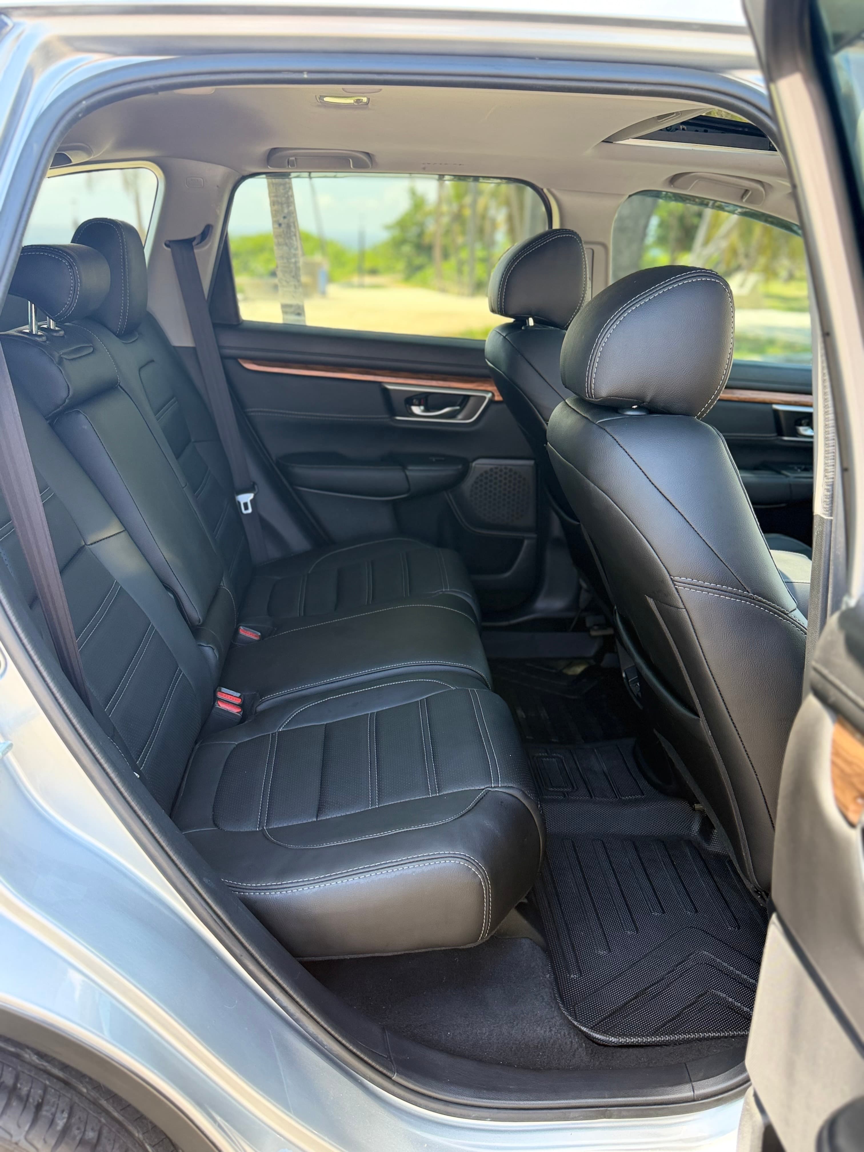 Honda CR-V 2020 EX, color gris