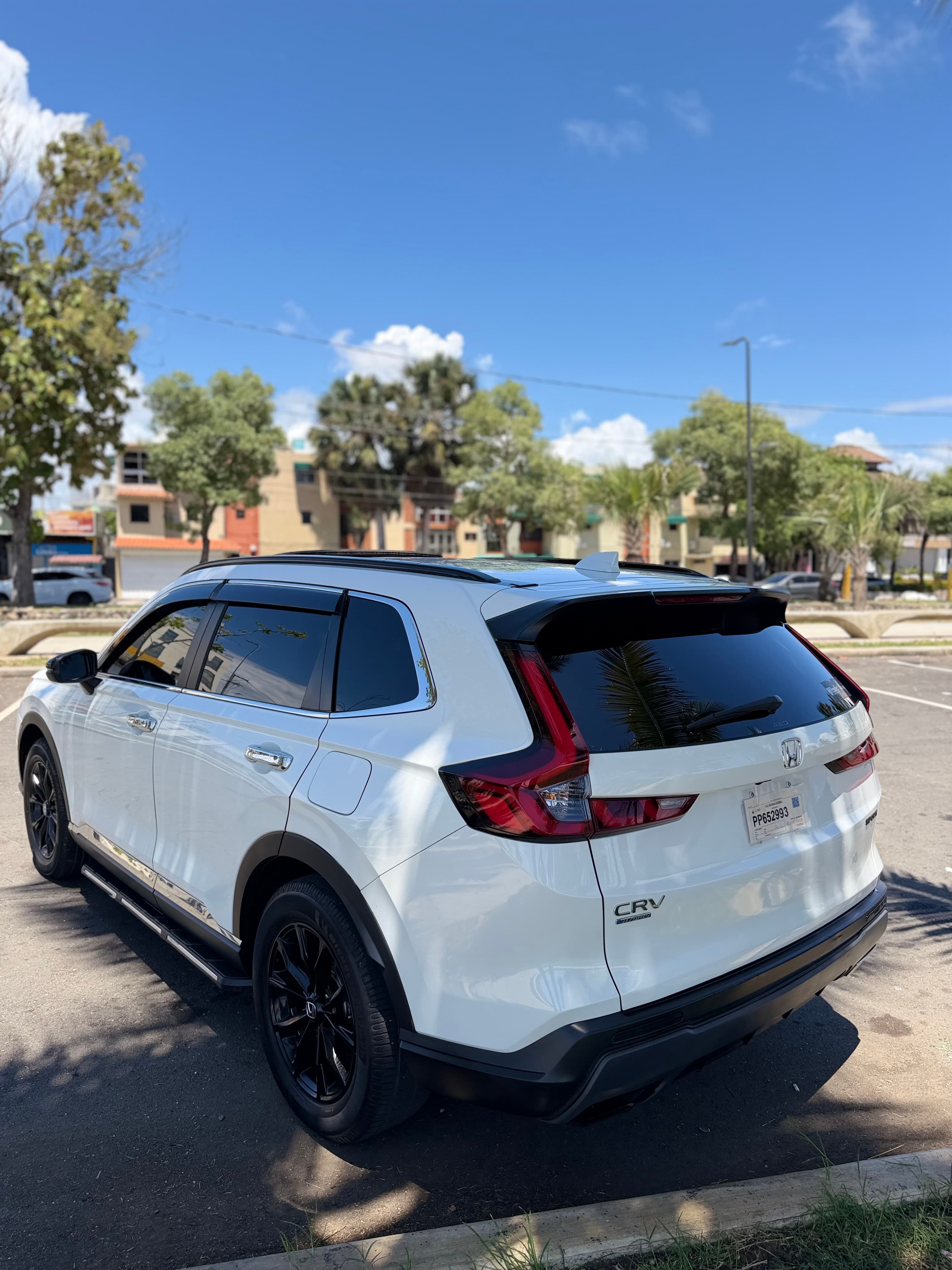 Honda CR-V 2024 Sport-L, color blanca