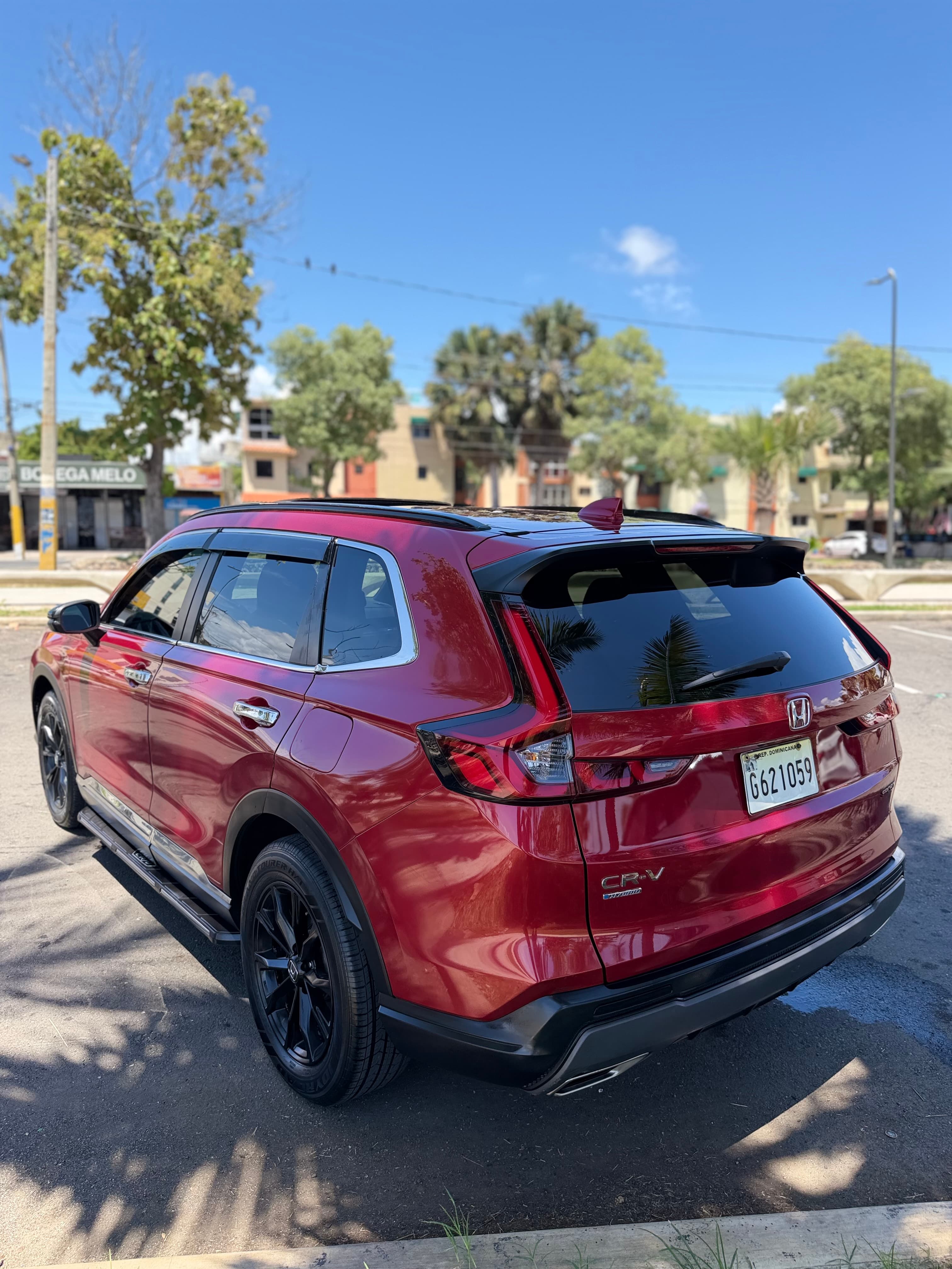 Honda CR-V 2024 Sport, color roja